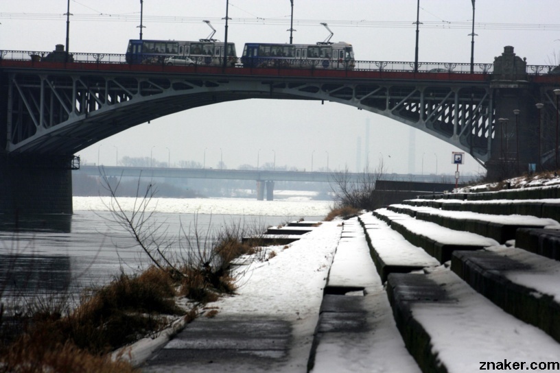 Zdjęcia Warszawy Zimą Wisła i Mosty