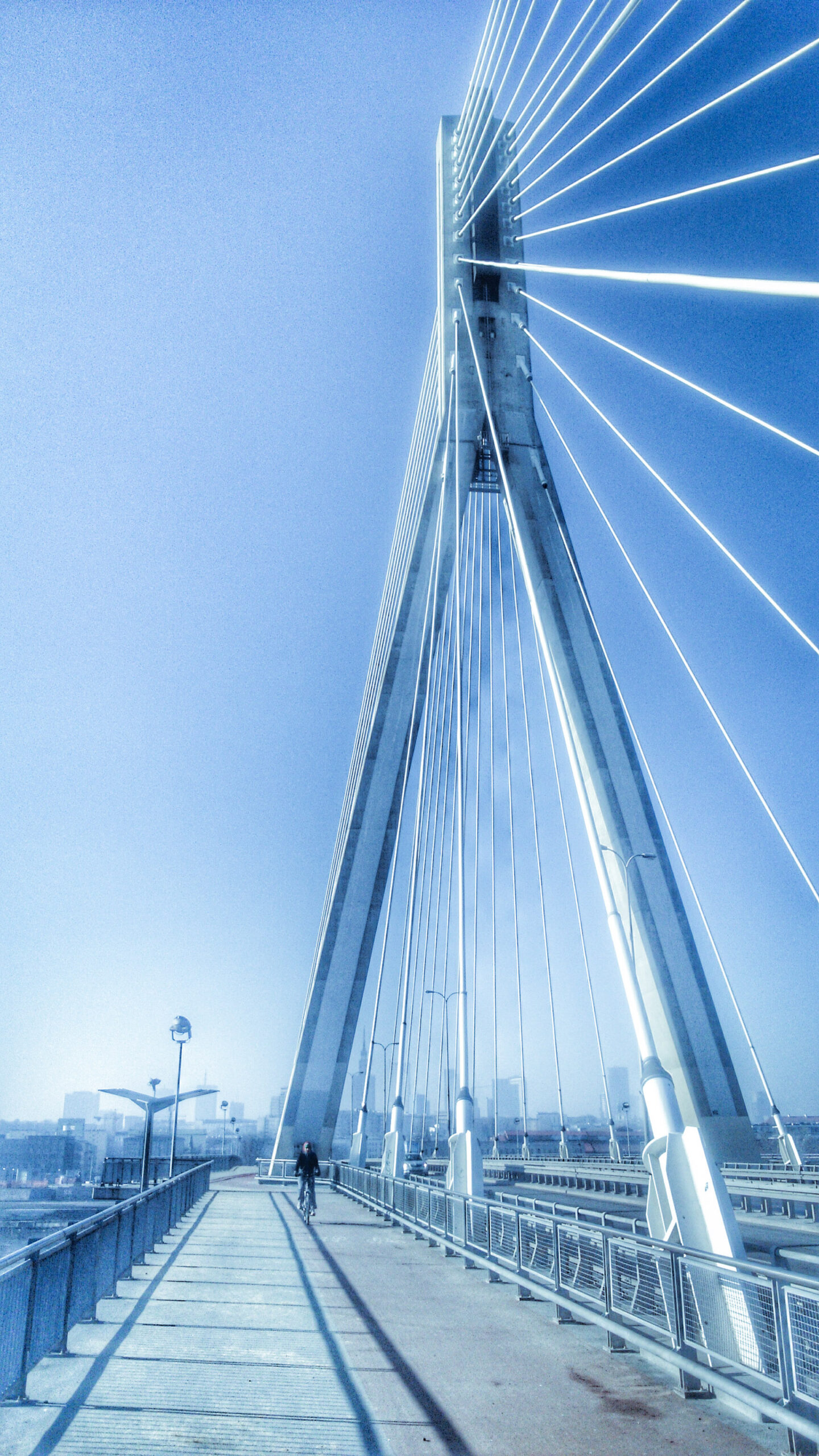 Most Świętokrzyski w stronę Śródmieścia
